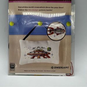 NWT Artiste Counted Cross-stitch Alphabot’s Door Hanger